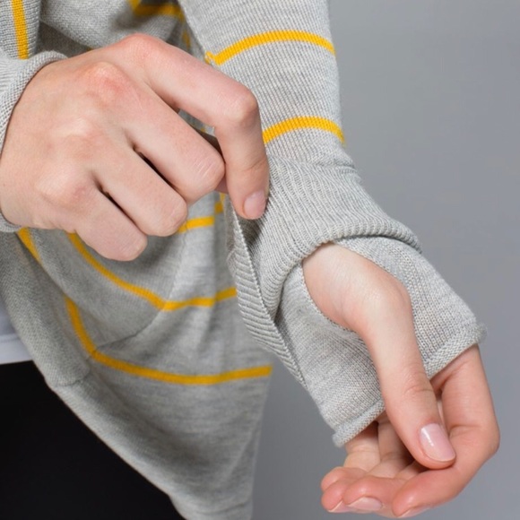 Lululemon Turn & Twist Sweater - Picture 7 of 7